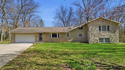 /international/us/2086-grand-detour-dixon-il-110107517582/