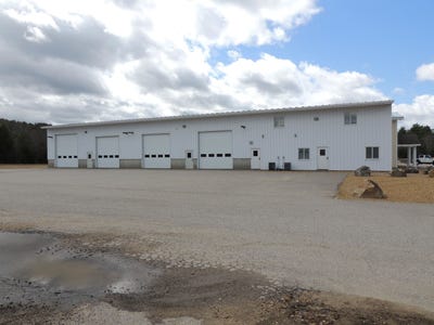 /international/us/264-nh-route-106-gilmanton-nh-110108132266/