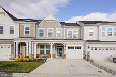 /international/us/10660-grand-teton-pl-white-plains-md-110104604247/