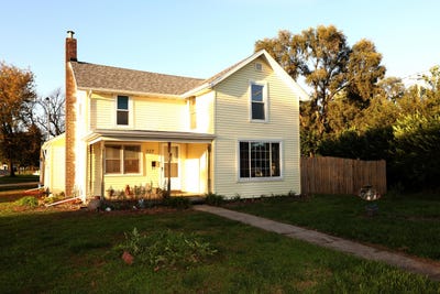 /international/us/217-mamie-eisenhower-avenue-boone-ia-110120154153/