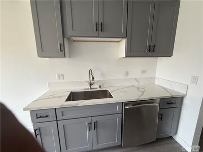 /international/us/700-west-la-veta-avenue-orange-ca-110108094227/