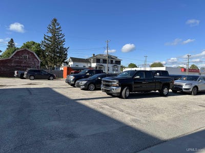 /international/us/tbd-deer-st-n-deer-street-manistique-mi-110101358471/?lang=en