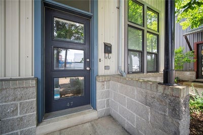/international/us/47-s-16th-st-south-side-pa-110100209918/