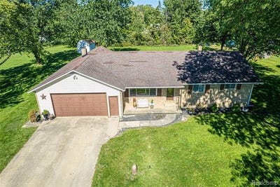 /international/us/11115-e-pittsburg-road-vernon-twp-mi-110120124974/