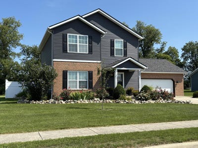 /international/us/104-village-jackson-center-oh-110101466320/