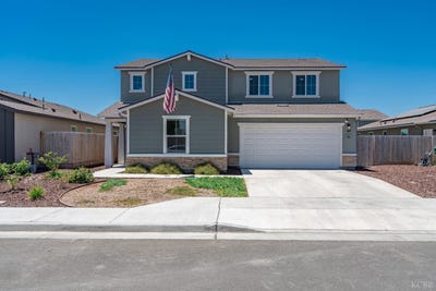 /international/us/704-corral-corcoran-ca-110108740956/