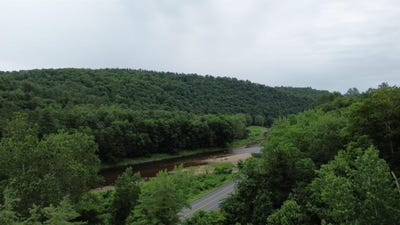 /international/us/680-west-river-road-brattleboro-vt-110100582226/