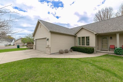 /international/us/4741-westbrook-court-appleton-wi-110107537814/
