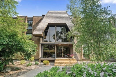 /international/us/6085-lincoln-drive-edina-mn-110100092783/