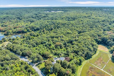 /international/us/306-route-6a-east-sandwich-ma-110034106028/