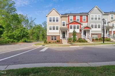 /international/us/805-winter-meadow-drive-wake-forest-nc-110099883117/