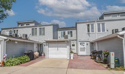 /international/us/61626-colony-bay-drive-cassopolis-mi-110100247496/
