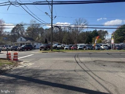 /international/us/201-cross-keys-road-berlin-nj-110107211194/