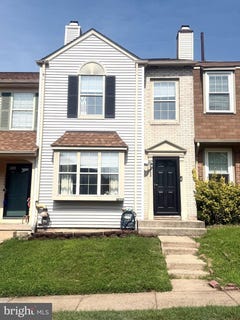 /international/us/14533-ravenscar-court-centreville-va-110109757165/
