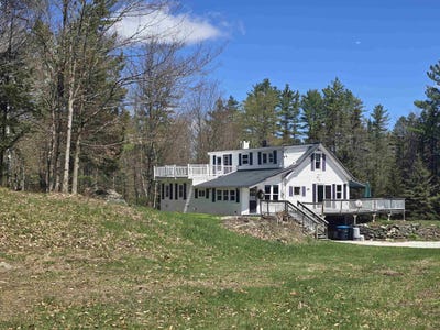 /international/us/3148-route-11-londonderry-vt-110105037114/