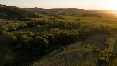 /international/us/11050-n-foothills-hwy-longmont-co-110108977669/