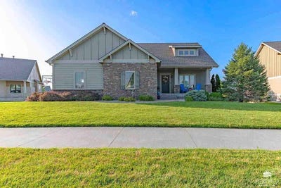 /international/us/5104-grand-vista-court-manhattan-ks-110100771776/
