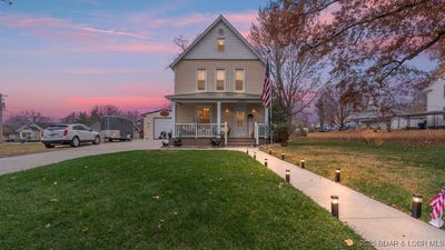 /international/us/207-franklin-avenue-eldon-mo-110103434983/