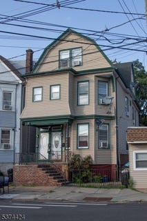 /international/us/655-fulton-st-elizabeth-city-nj-110101331450/