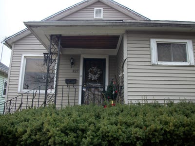 /international/us/827-summit-street-joliet-il-110086820254/?lang=zh-cn