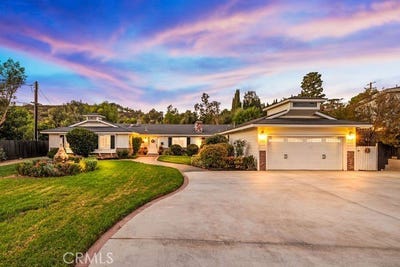 /international/us/10903-meads-orange-ca-110120456262/