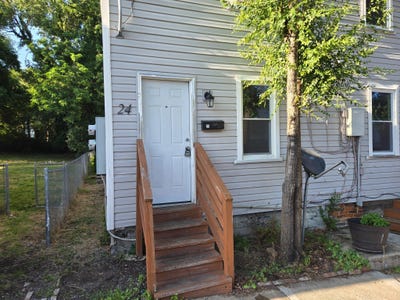 /international/us/24-e-pall-mall-st-winchester-va-110108718327/