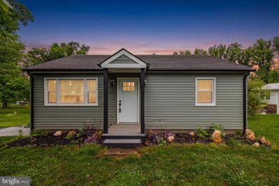 /international/us/15-mountain-view-road-flint-hill-va-110108359215/