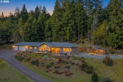 /international/us/1561-n-laurel-st-coquille-or-110106316344/