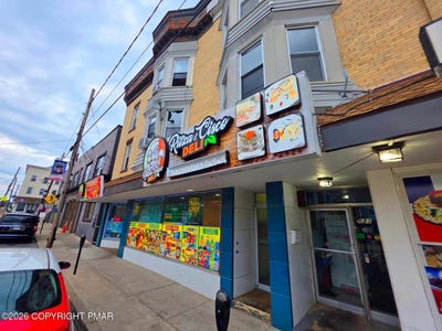/international/us/623-centre-st-freeland-pa-110119700527/