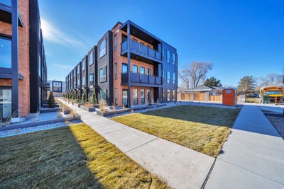 /international/us/868-e-rowley-dr-millcreek-ut-110106956727/