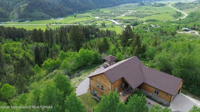 /international/us/1300-hillside-loop-thayne-wy-110098756905/?lang=zh-cn