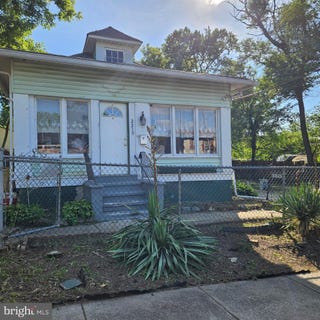 /international/us/2215-37th-street-pennsauken-nj-110108505033/