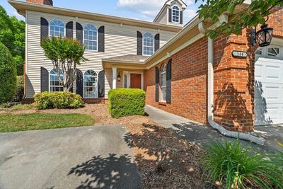 /international/us/1701-pin-oak-drive-dalton-ga-110107540886/