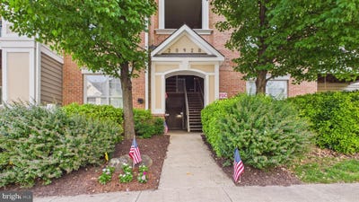 /international/us/20920-cedarpost-square-ashburn-va-110108603491/