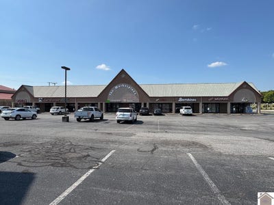 /international/us/2809-lone-oak-rd-paducah-ky-110102624837/