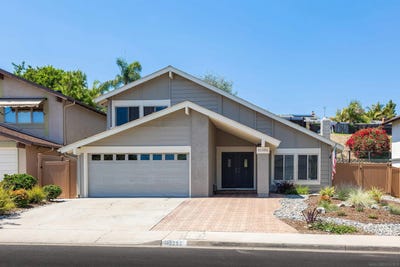 /international/us/10352-carioca-court-san-diego-ca-110107876384/