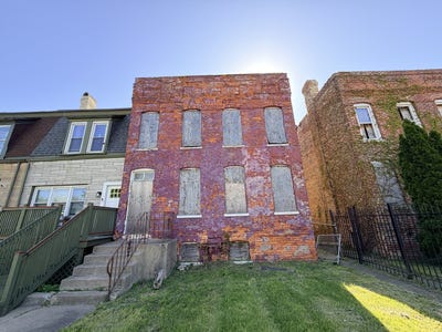 /international/us/10643-s-champlain-avenue-chicago-il-110108725037/