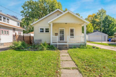 /international/us/1561-w-prospect-avenue-appleton-wi-110120422498/