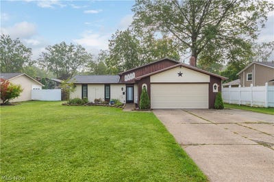 /international/us/4417-queen-anne-avenue-lorain-oh-110110224113/