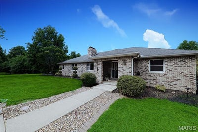 /international/us/6320-sworm-lane-edwardsville-il-110108413118/