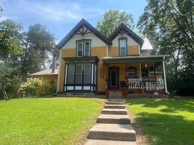 /international/us/425-w-3rd-st-lamoni-ia-110101004353/