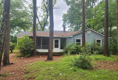 /international/us/203-s-valencia-drive-albany-ga-110108335582/