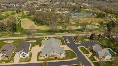 /international/us/3810-e-cherry-street-springfield-mo-110106981636/