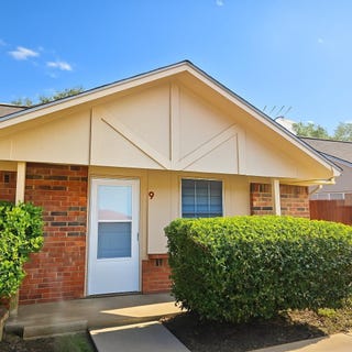 /international/us/200-bonnie-bell-lane-springtown-tx-110108446580/