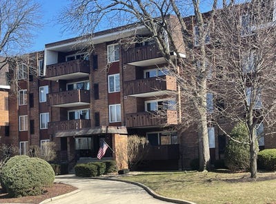 /international/us/121-s-spruce-avenue-wood-dale-il-110108333438/