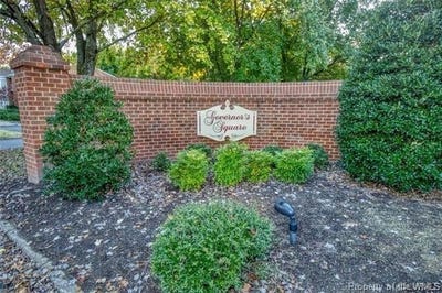 /international/us/4003-governors-square-williamsburg-va-110108639694/