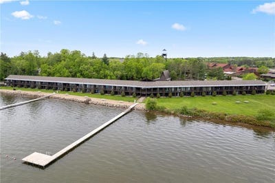 /international/us/9201-breezy-point-drive-breezy-point-mn-110106736999/