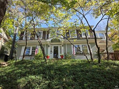 /international/us/1616-louisiana-street-lawrence-ks-110106563069/