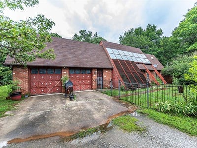 /international/us/14345-n-harrah-road-luther-ok-110100317802/
