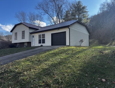 /international/us/166-chestnut-street-vanceburg-ky-110104536197/
